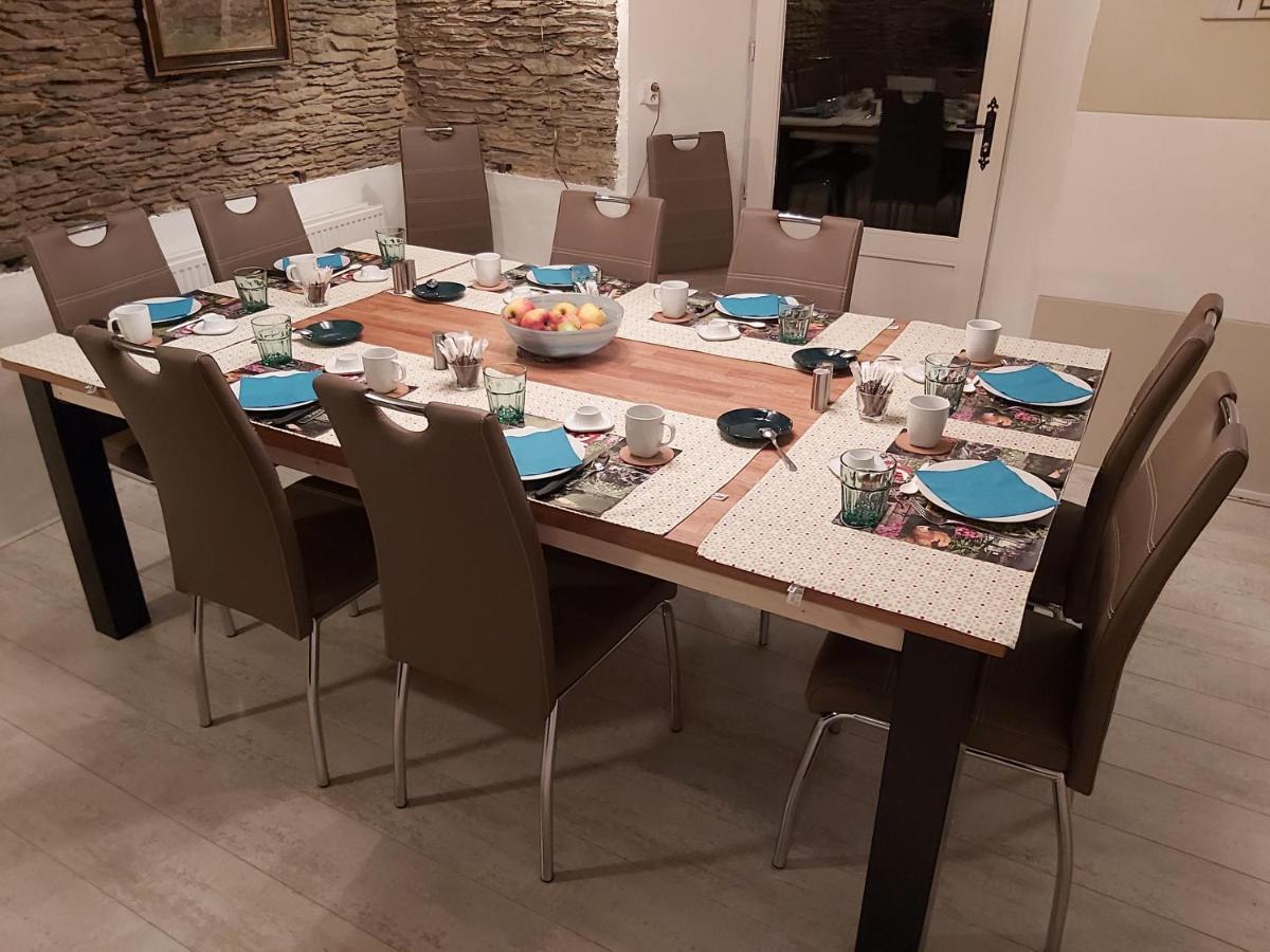La Fermette Blanche Bed & Breakfast Nadrin Екстериор снимка