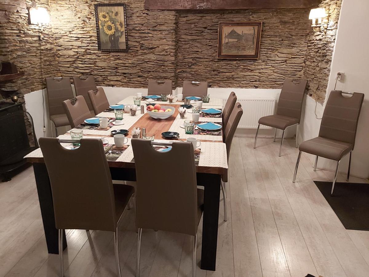 La Fermette Blanche Bed & Breakfast Nadrin Екстериор снимка