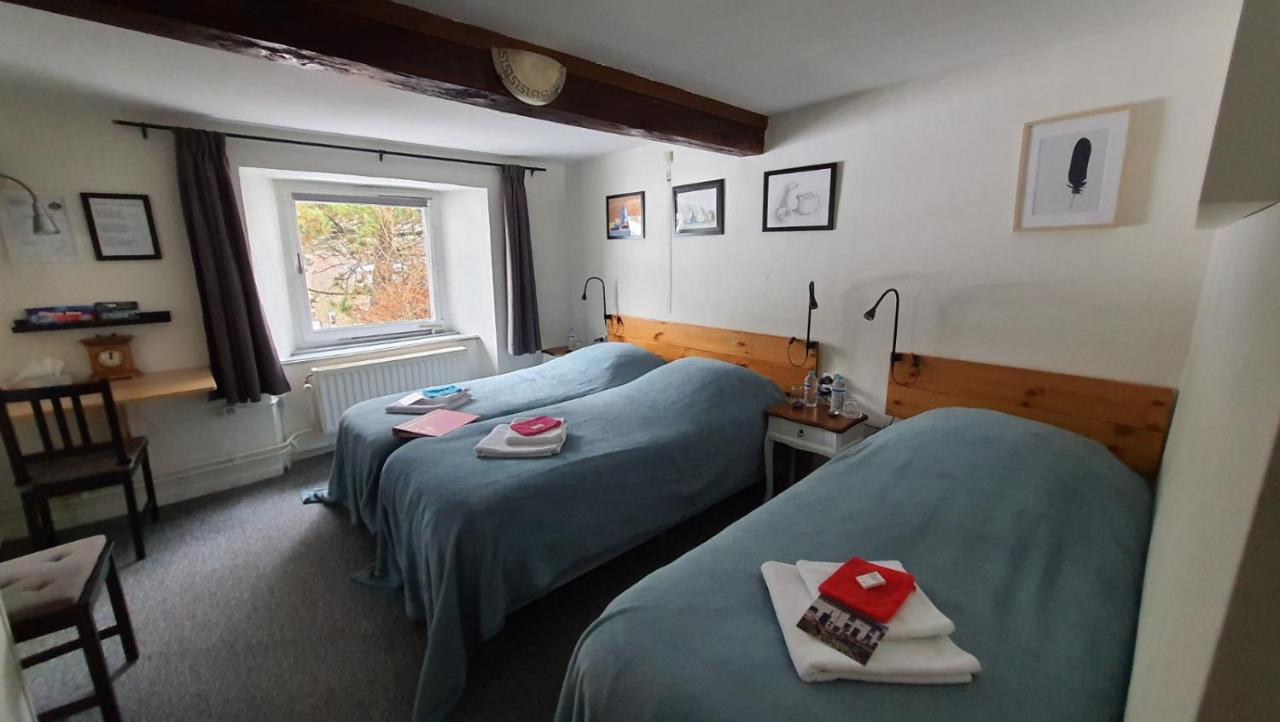 La Fermette Blanche Bed & Breakfast Nadrin Екстериор снимка