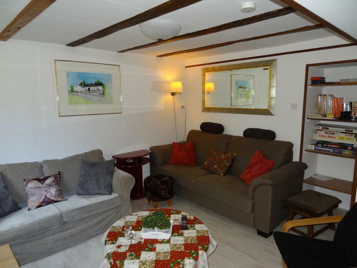 La Fermette Blanche Bed & Breakfast Nadrin Екстериор снимка