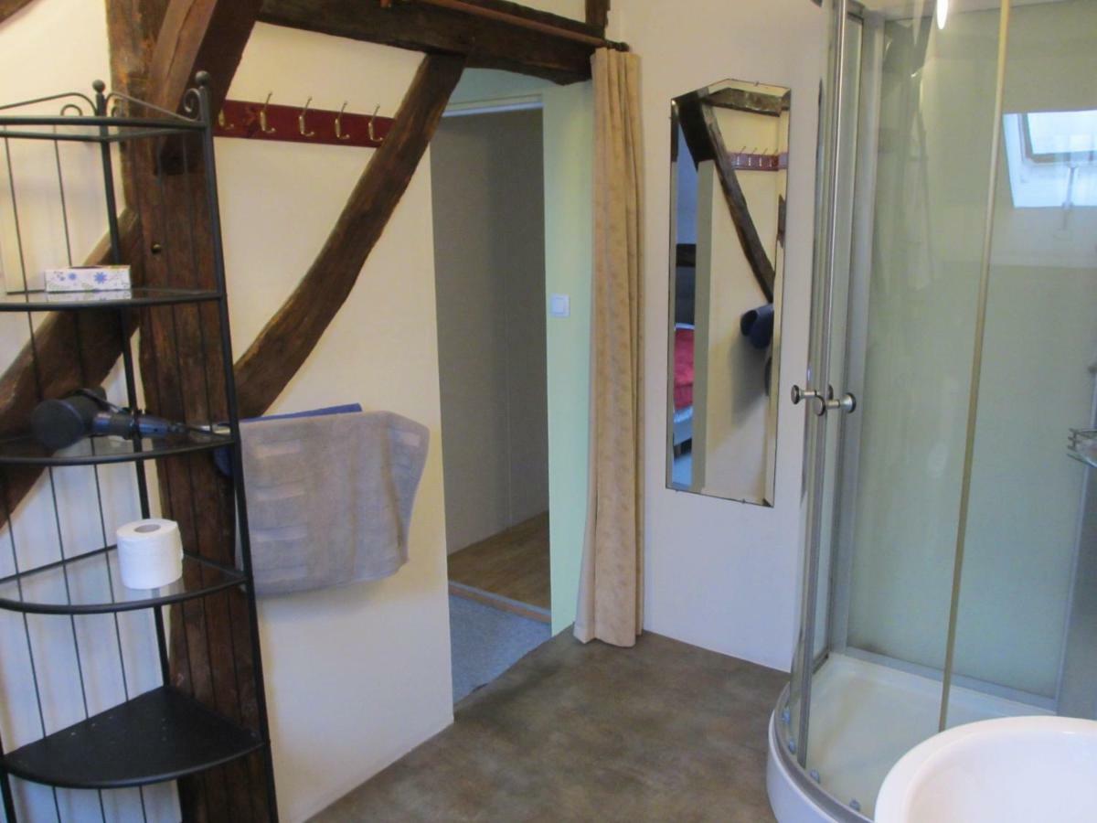 La Fermette Blanche Bed & Breakfast Nadrin Екстериор снимка