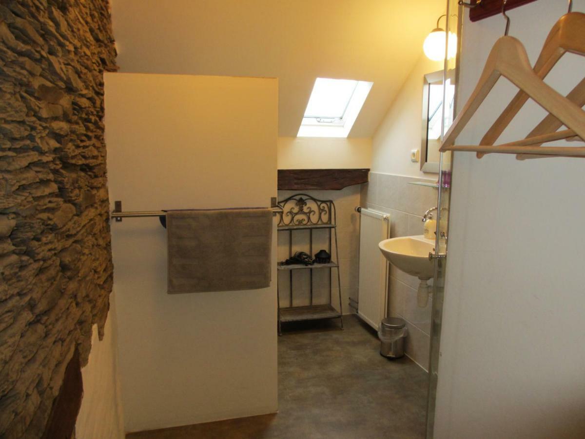 La Fermette Blanche Bed & Breakfast Nadrin Екстериор снимка